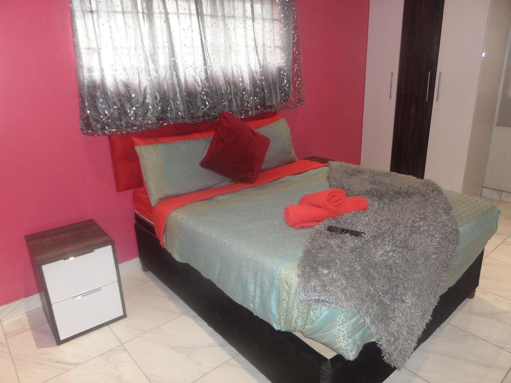 Tshedza Guest House Pretoria-Noord Eksteriør bilde