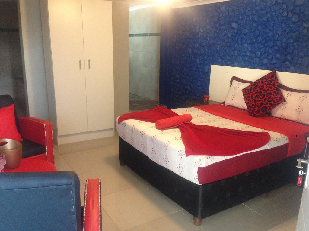 Tshedza Guest House Pretoria-Noord Eksteriør bilde