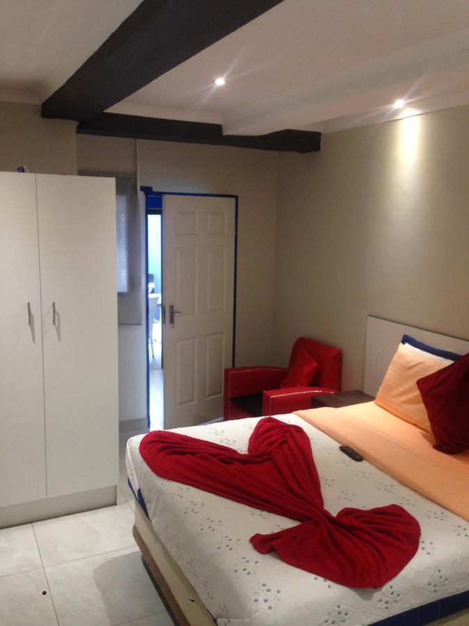 Tshedza Guest House Pretoria-Noord Eksteriør bilde